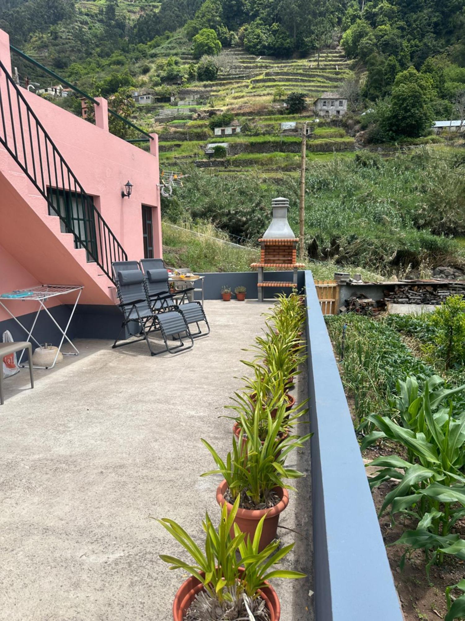 Villa Casa Rosa à Ribeira Brava Extérieur photo